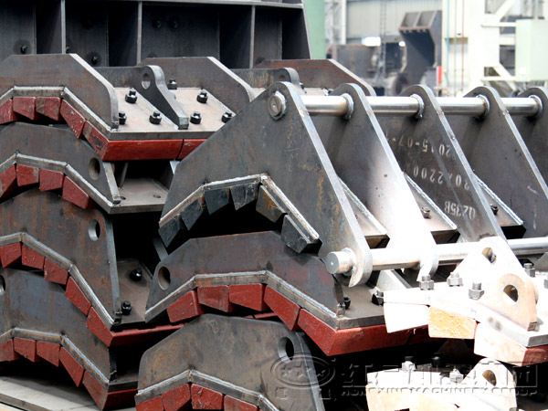  反擊式破碎機(jī)反擊板