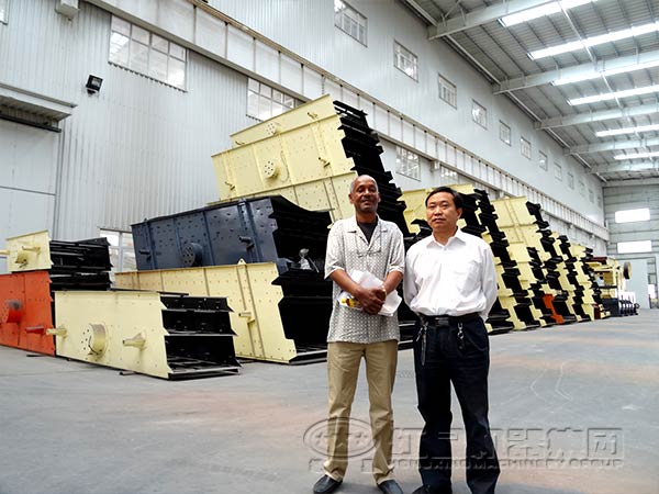  圓振動篩國際合作