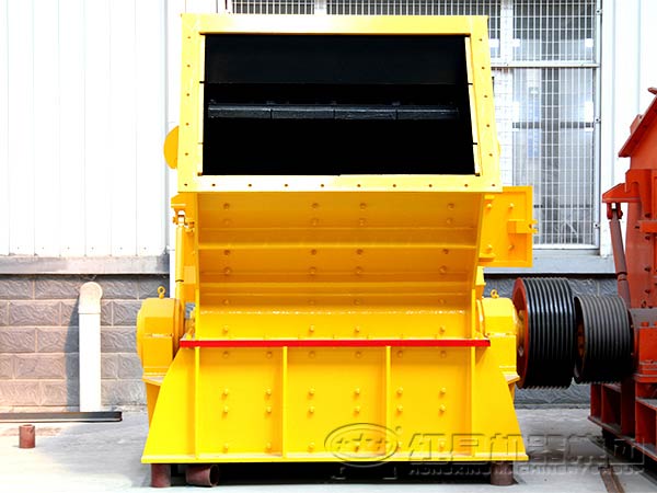 反擊式破碎機(jī)