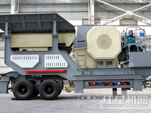 紅星車載輪胎式移動破碎站風(fēng)采圖