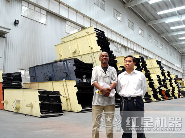 圓振動(dòng)篩價(jià)格