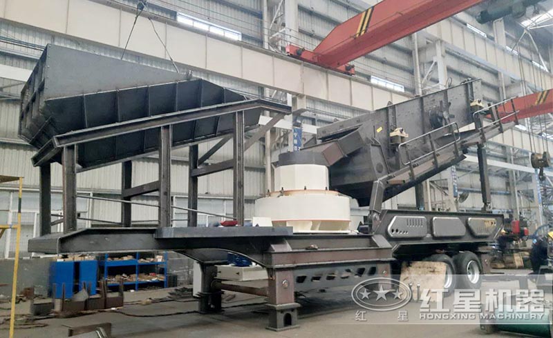 紅星移動式石粉制沙機生產(chǎn)車間——用心打造高品質設備