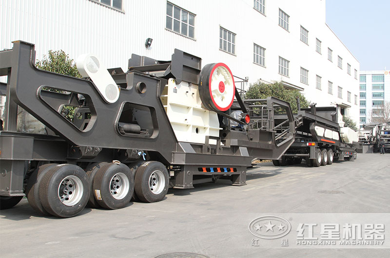 紅星移動(dòng)式砂石破碎機(jī)質(zhì)量可靠、環(huán)保性能強(qiáng)