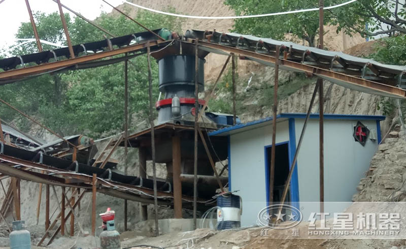 紅星單缸圓錐式破碎機碎石生產(chǎn)線現(xiàn)場