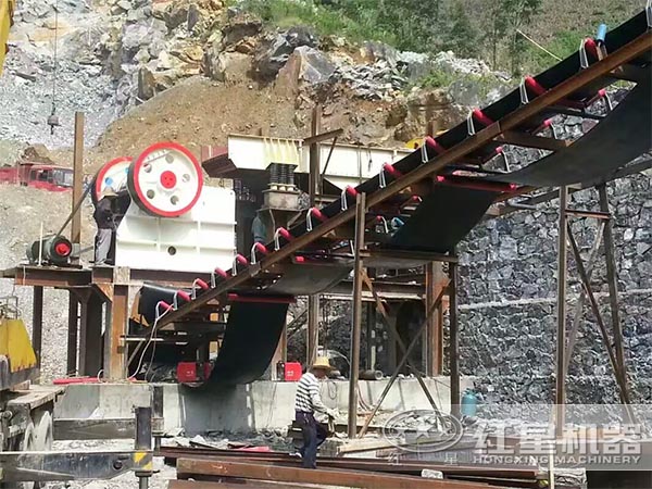 紅星顎式破碎機(jī)生產(chǎn)線現(xiàn)場(chǎng)