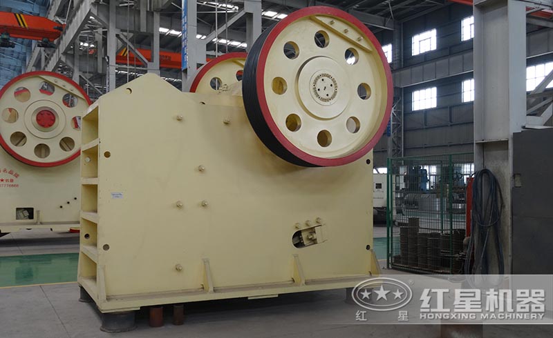 紅星顎式破碎機(jī)多款機(jī)型、現(xiàn)貨供應(yīng)