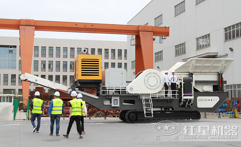 湖南用戶來紅星廠區(qū)進行實地考察