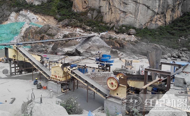 紅星用戶時(shí)產(chǎn)200噸的制沙生產(chǎn)線現(xiàn)場(chǎng)
