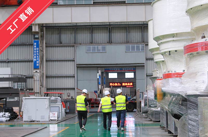 用戶來紅星廠區(qū)參觀了解12石子破碎設備