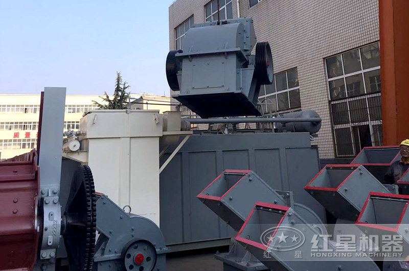 錘式破碎機(jī)發(fā)貨