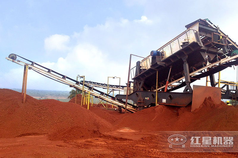 移動式破碎站生產(chǎn)現(xiàn)場