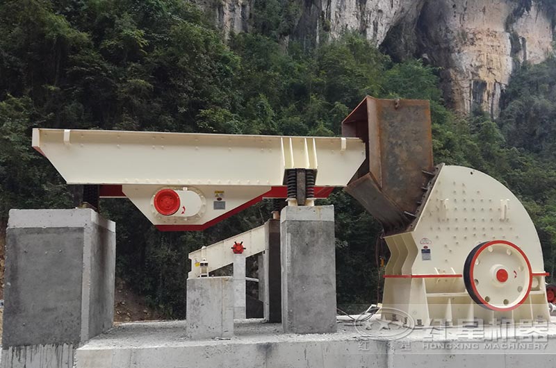 錘式破碎機在生產(chǎn)線中的應用